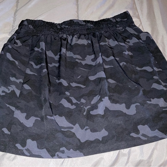 RBX Active Skorts - Black Camo, size large (12-14) - Picture 5 of 8